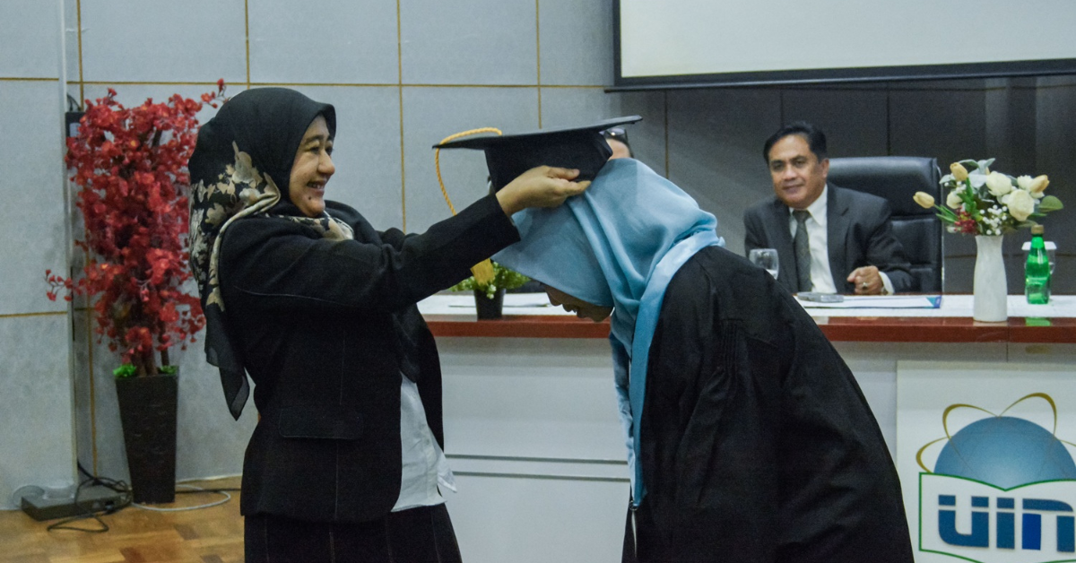 Yudisium ke-139 Fakultas Ushuluddin UIN Jakarta Tekankan Refleksi dan Ketangguhan Lulusan