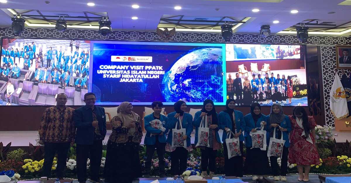 Mahasiswa FEB UIN Jakarta Kuliah Transformasi Digital Pengawasan Transaksi Keuangan Di PPATK