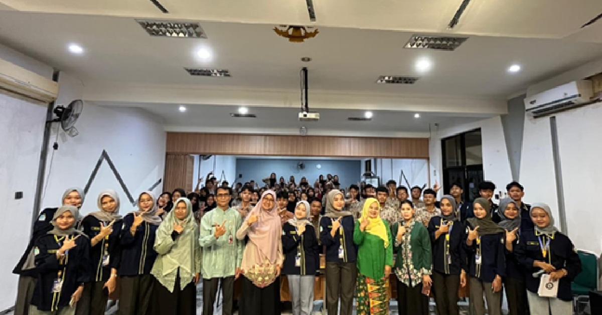 Tax Center UIN Jakarta adakan kegiatan TAX GOES TO SCHOOL 2025 di SMKN 18 Jakarta