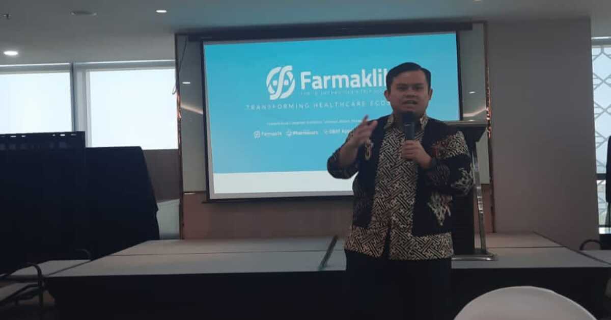 Farmaklik Group Shares Success Stories on the Second Day of International Summer Class 2025