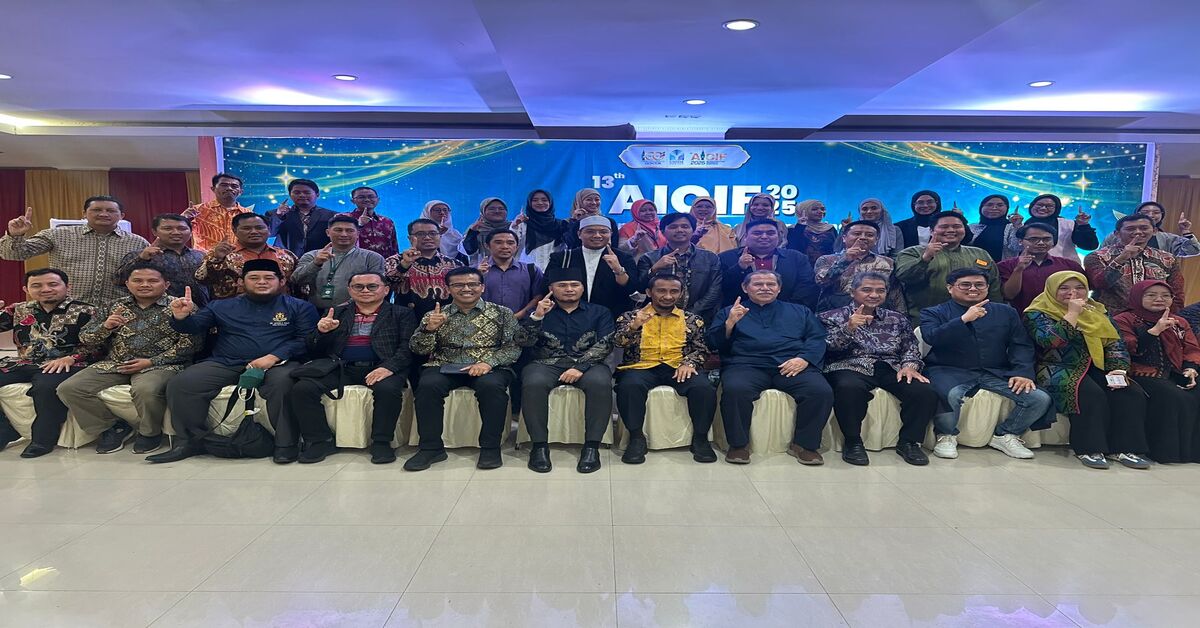 AICIF foto bareng penutupan