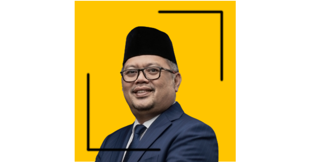 Prof. Dr. M. Arief Mufraini, Lc., M.Si.
