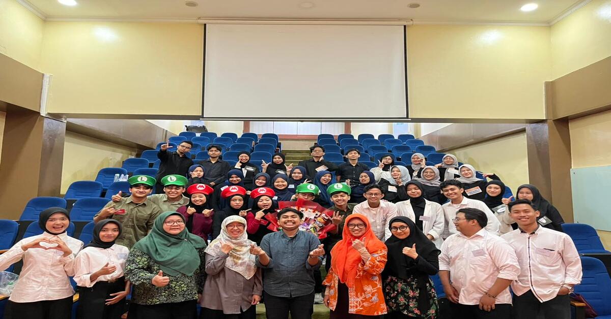 manajemen alumni mengajar