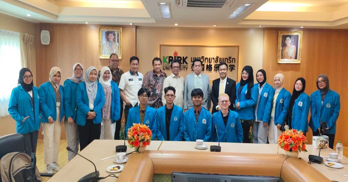 MBKM in Thailand, FEB Students Visit IICB Krirk University 