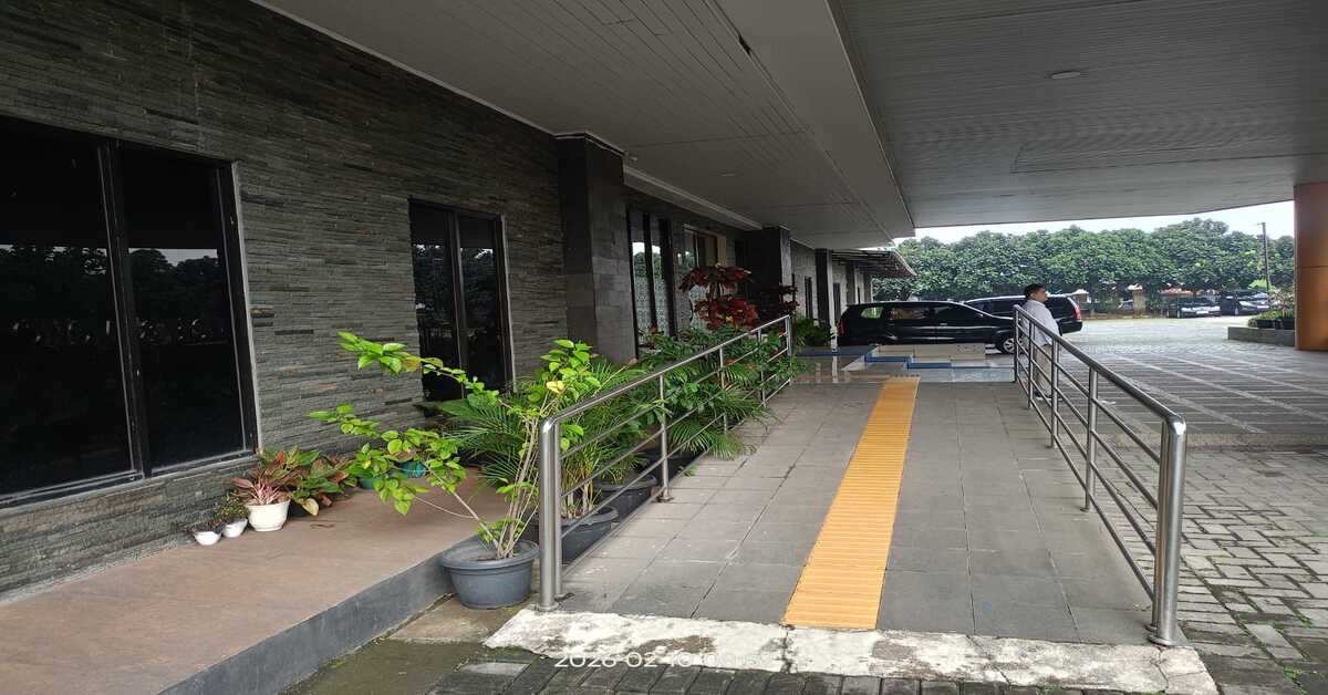 sarpras disabilitas tuna netra