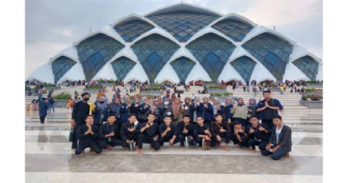 Studi Banding HMPS Akuntansi UIN Jakarta dengan HMPS Akuntansi Syariah UIN Bandung