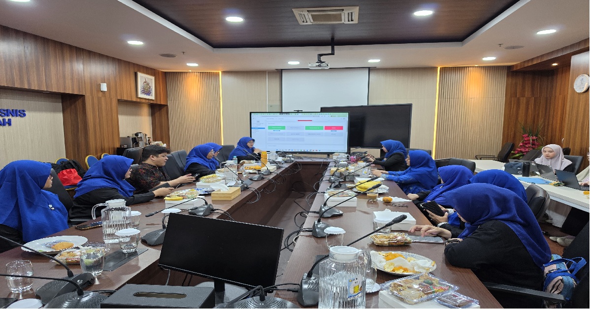 The Accounting Study Program held a Coordination Meeting with the agenda of reviewing the OBE-based curriculum and preparing for accreditation field assessments.