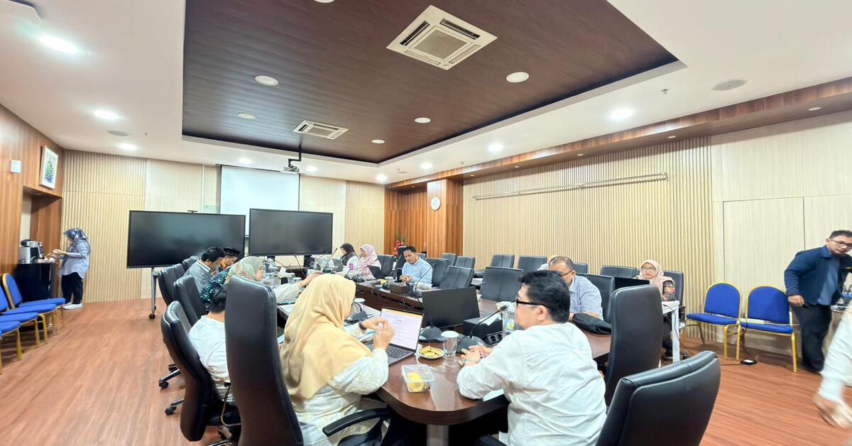 The Leadership of the Faculty of Economics and Business at UIN Jakarta Holds a Coordination Meeting, Focusing on Preparations for the Re-Accreditation of Three Academic Programs 