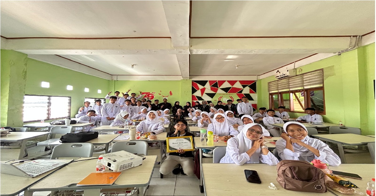 To Improve Financial Literacy of Gen Z, KSEI LiSEnSi UIN Jakarta Holds Educational Roadshow at SMK Muhammadiyah 1 Ciputat
