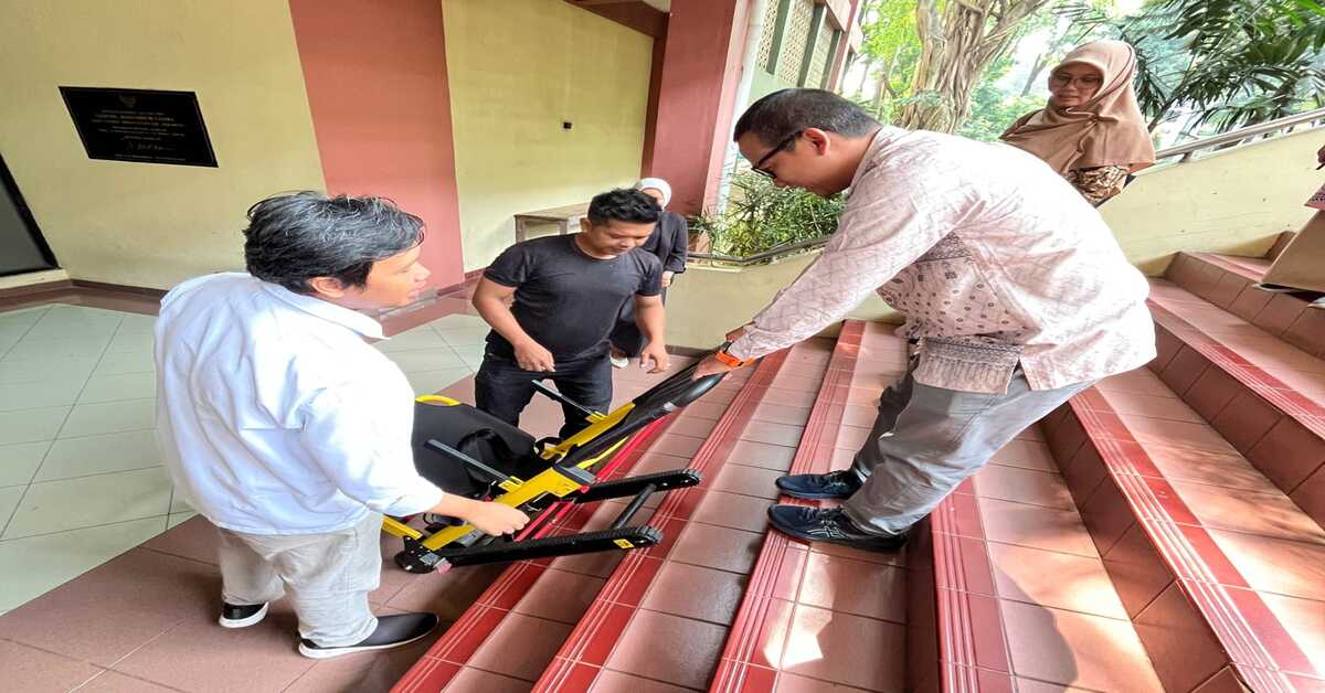 To Enhance Accessibility at an Inclusive Campus, the Faculty of Economics and Business at UIN Jakarta Hosts a Visit from the Disability Services Research Team at UIN Raden Mas Said Surakarta