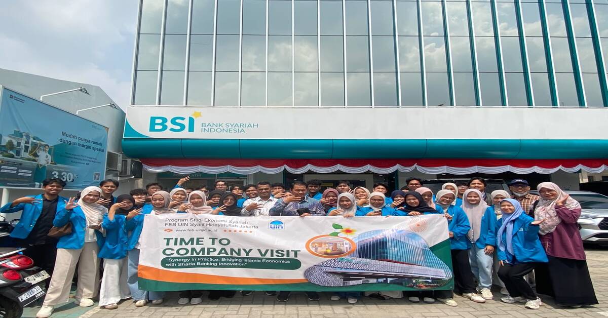 Perkuat Sinergi Akademis dan Industri: Prodi Ekonomi Syariah FEB UIN Jakarta Gelar Company Visit ke BSI KC Cilegon