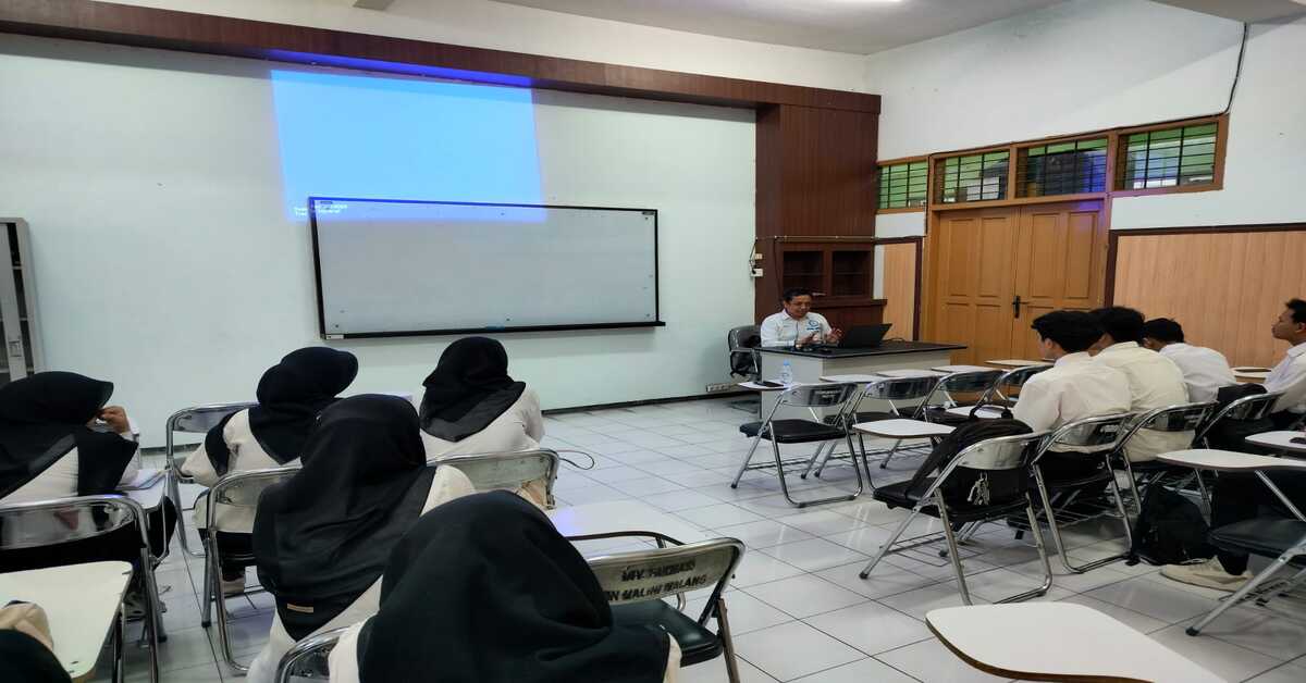Kompak, Kaprodi dan Sekprodi Ekonomi Pembangunan Ikuti Lecture Mobility di FE UIN Malang