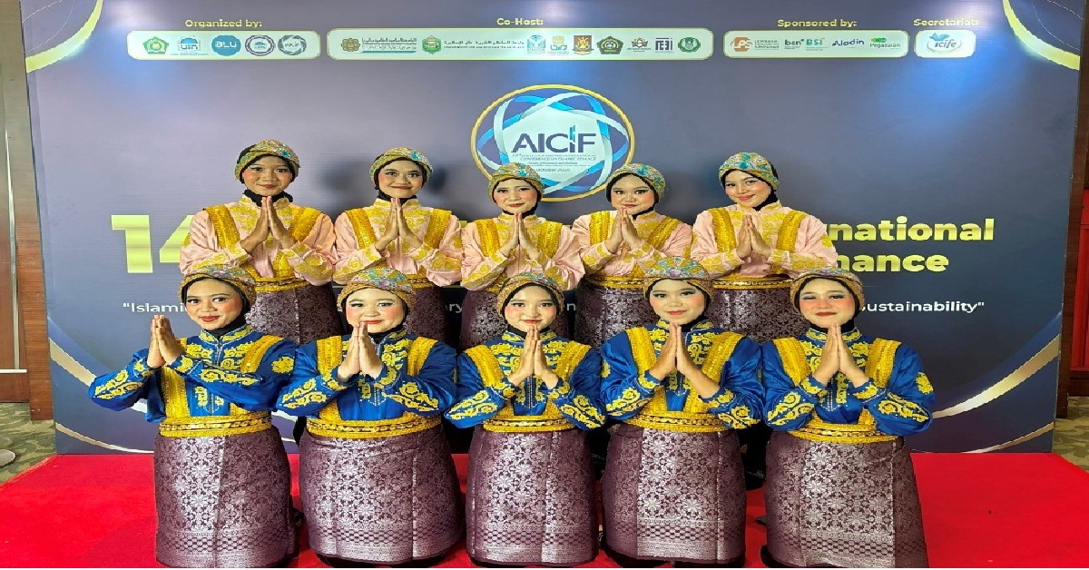 Seisdance of FEB UIN Jakarta Performs at the Opening of the 14th ASEAN Universities International Conference on Islamic Finance