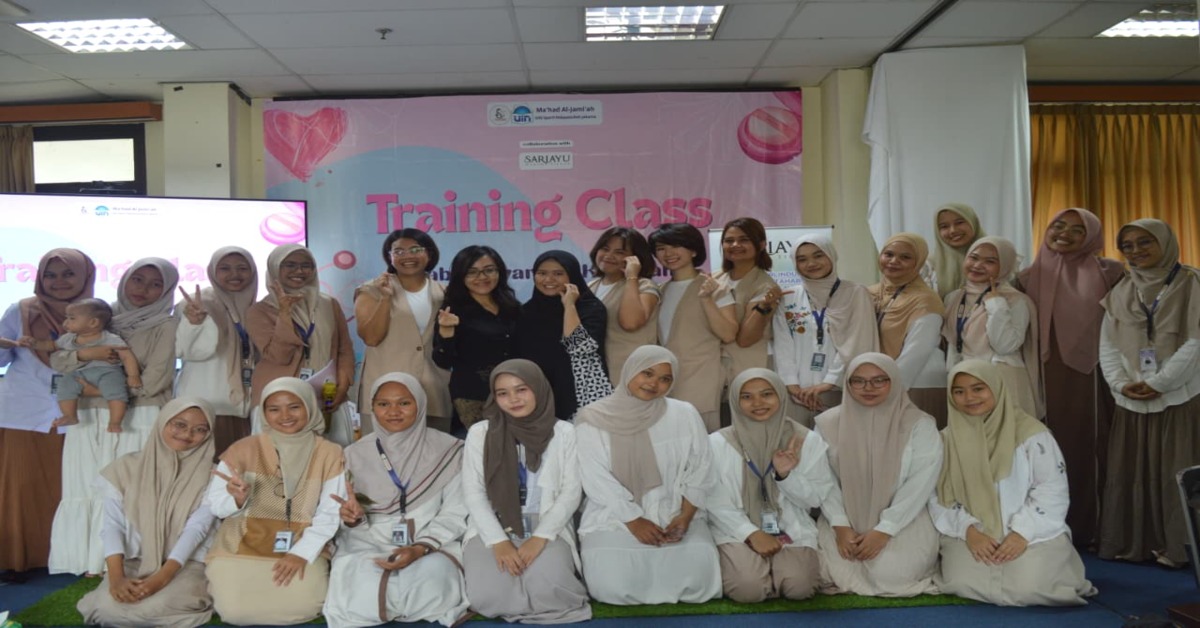 Mahasantri Mabna Syarifah Khadijah Tingkatkan Kesadaran Kesehatan Kulit Melalui "DERMAWISE"