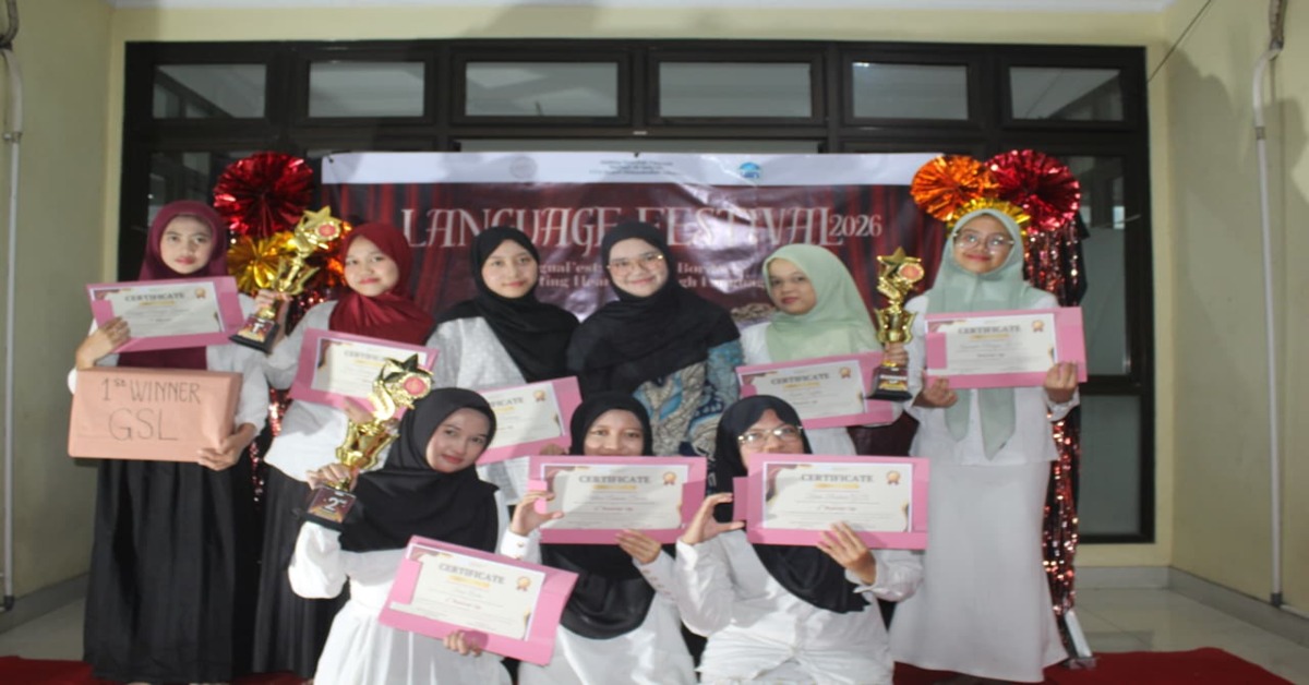 Mahasantri Mabna Syarifah Fatimah Rayakan Malam Puncak "LinguaFest 2026" dengan Meriah
