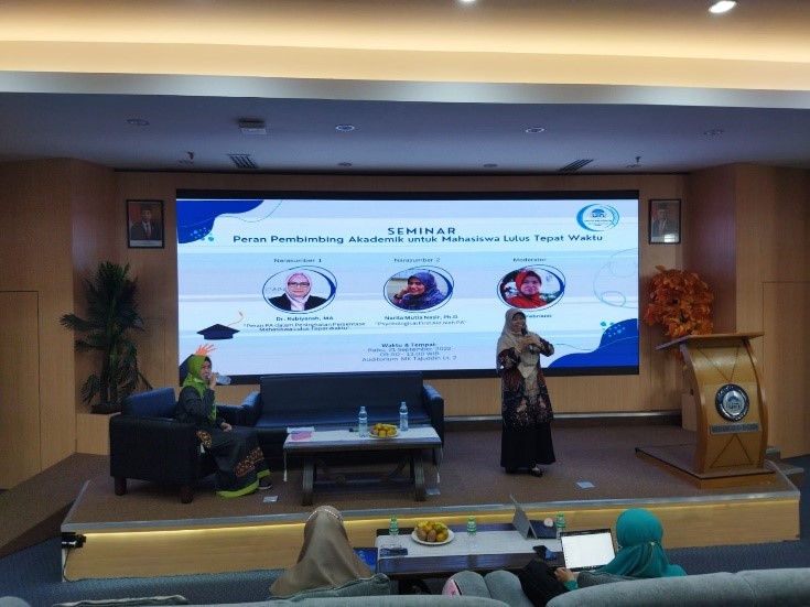 Fikes Selenggarakan Seminar Luring Peran Pembimbing Akademik untuk Mahasiswa Lulus Tepat Waktu