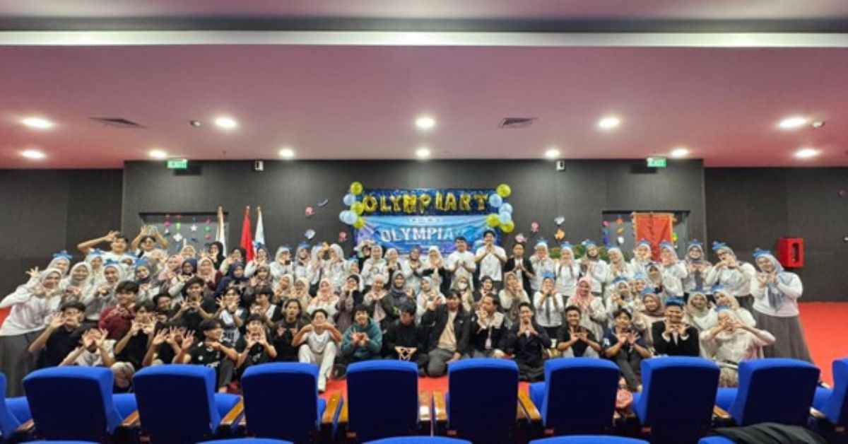To Foster Students' Competitive Spirit, FIKES Holds Olympiart 2025
