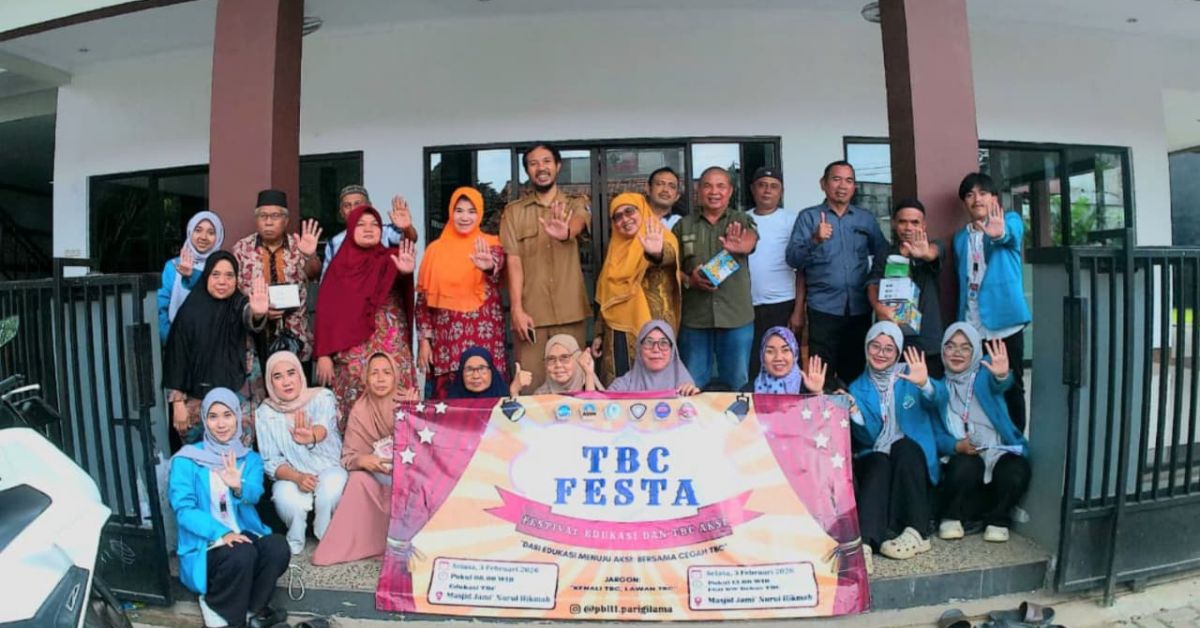 PBL Students of UIN Jakarta Hold "TBC Festa" Program in Parigi Lama Subdistrict