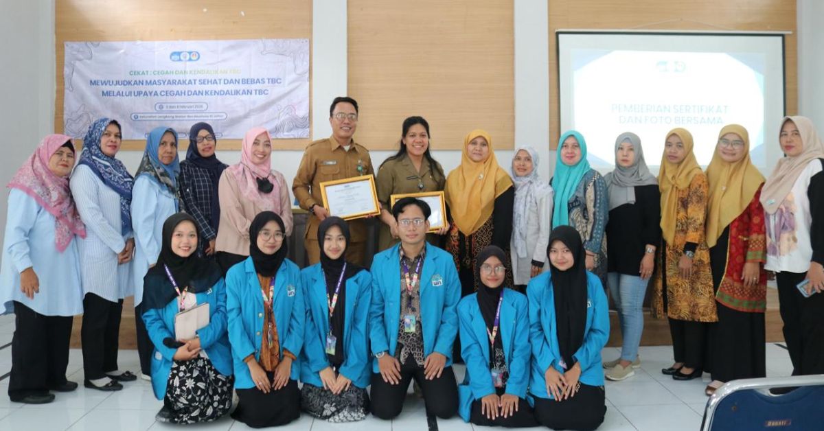 Mahasiswa PBL Kelompok 7 UIN Jakarta Optimalkan Media Edukasi dalam Intervensi Pencegahan TBC di Lengkong Wetan