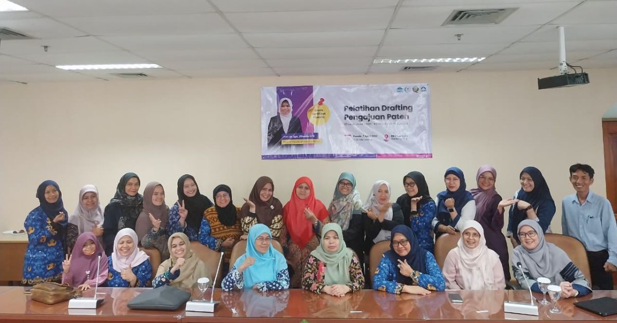 FIKES UIN Jakarta Holds Patent Application Drafting Training for Lecturers and Education Staff.