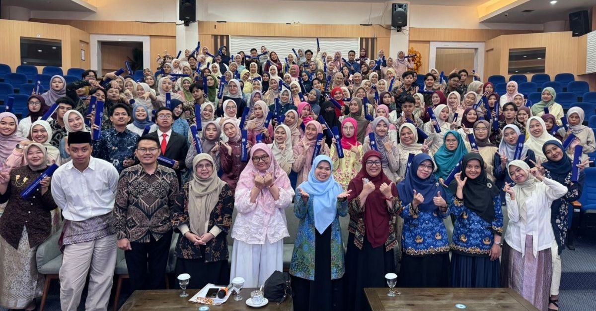 FIKES UIN Jakarta Celebrates the Graduation of 134 Students at the 141st Commencement Ceremony for Academic Year 2025/2026